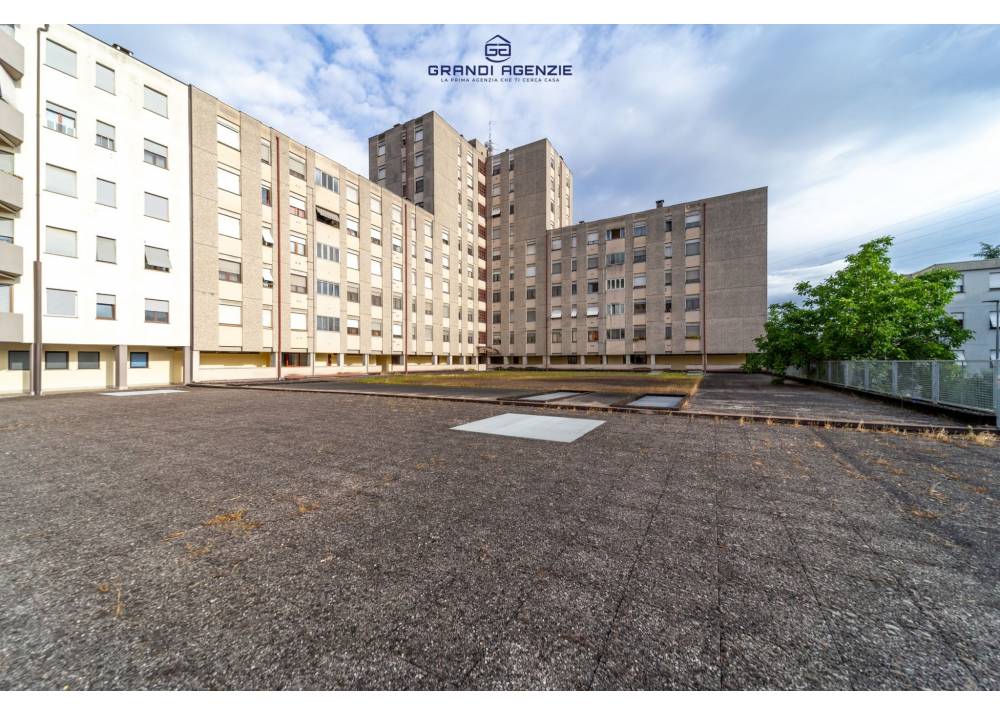 Vendita Appartamento a Parma quadrilocale CENTRO TORRI di 114 mq